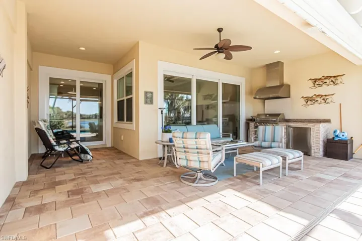 5065 Tortola Ct, Naples, Florida 34113