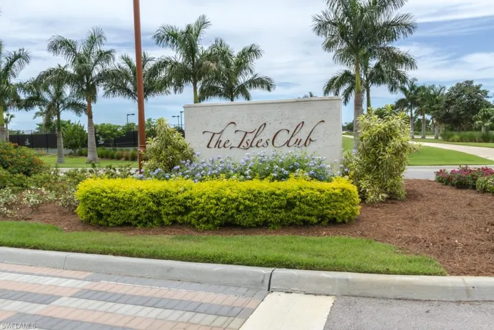 5065 Tortola Ct, Naples, Florida 34113