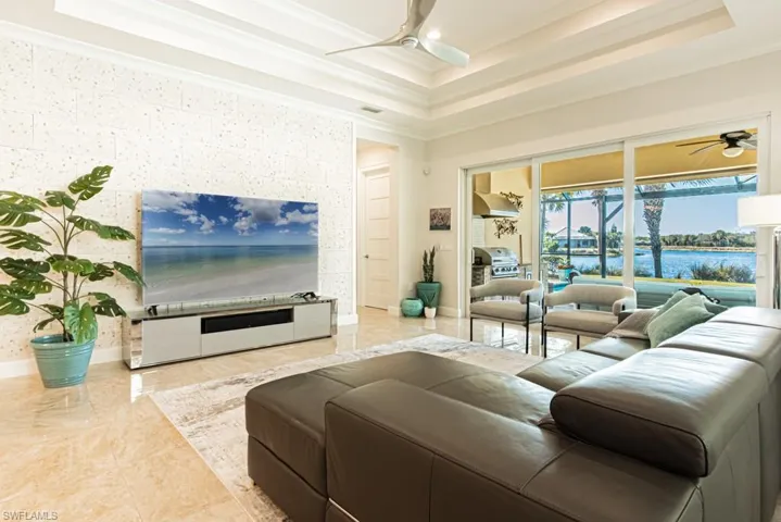 5065 Tortola Ct, Naples, Florida 34113