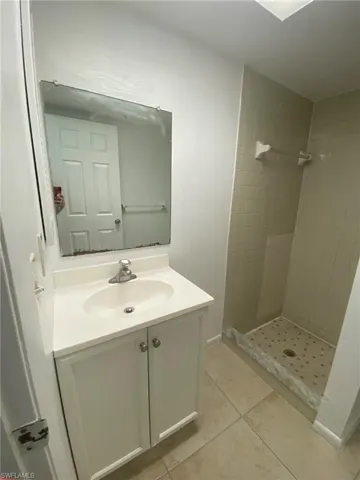 Master Bath vanity