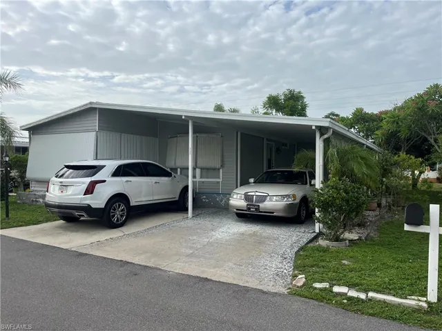 3580 Celestial Way, North Fort Myers, Florida 33903