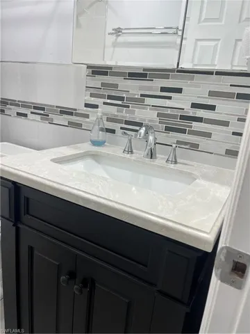 3580 Celestial Way, North Fort Myers, Florida 33903