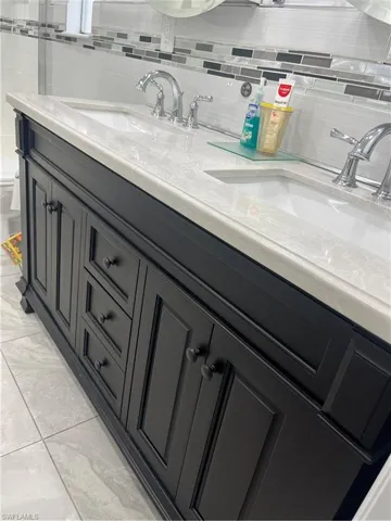 3580 Celestial Way, North Fort Myers, Florida 33903