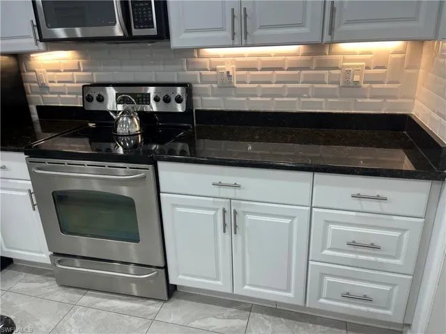 3580 Celestial Way, North Fort Myers, Florida 33903