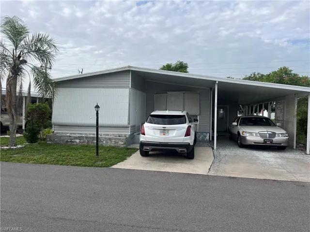 3580 Celestial Way, North Fort Myers, Florida 33903