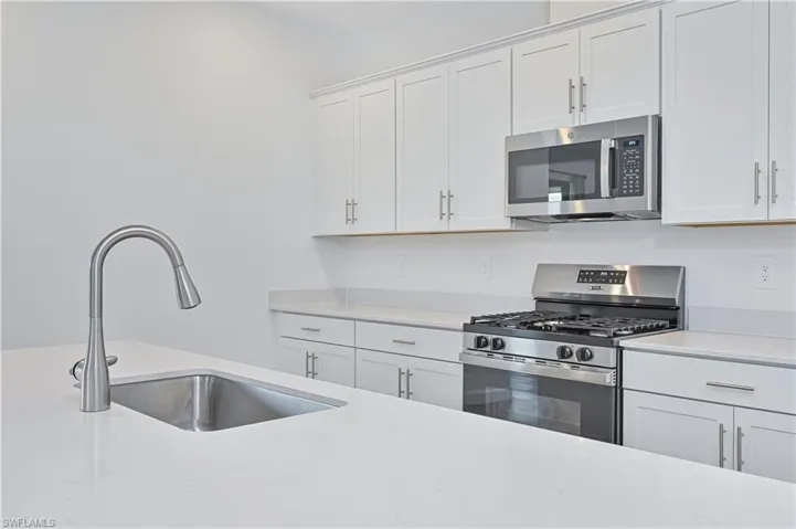 20492  Verawood  LOOP, Estero, FL 33928