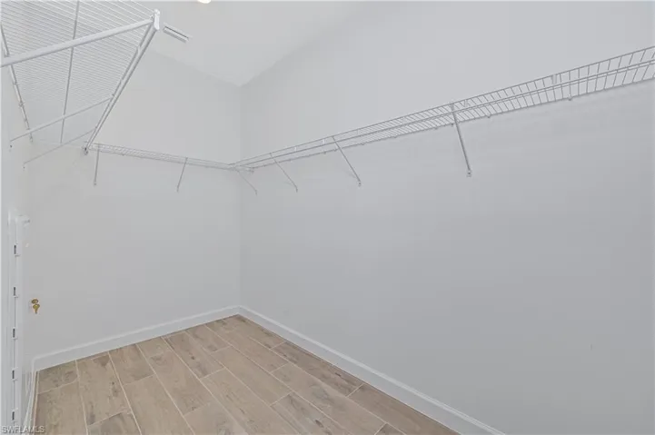 20492  Verawood  LOOP, Estero, FL 33928