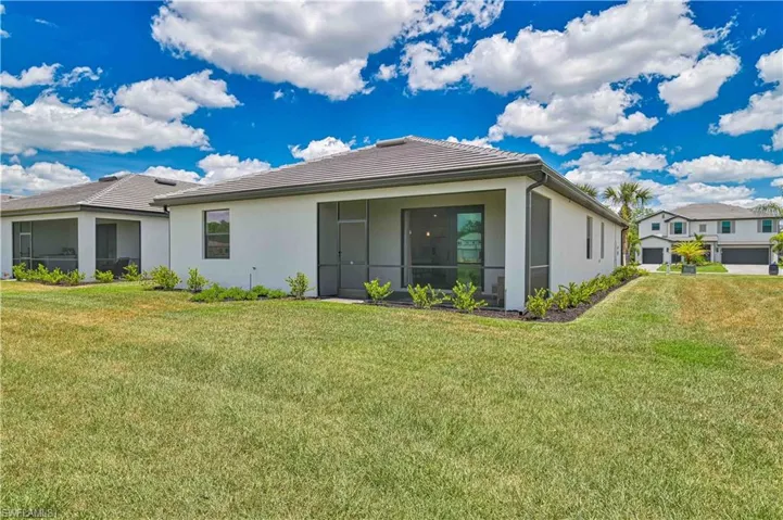 20492  Verawood  LOOP, Estero, FL 33928