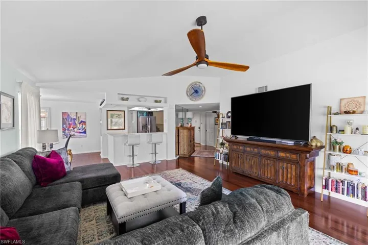 6290  Bellerive  AVE, Naples, FL 34119