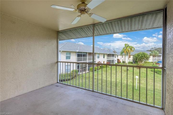 686 Squire CIR # 202, NAPLES FL 34104