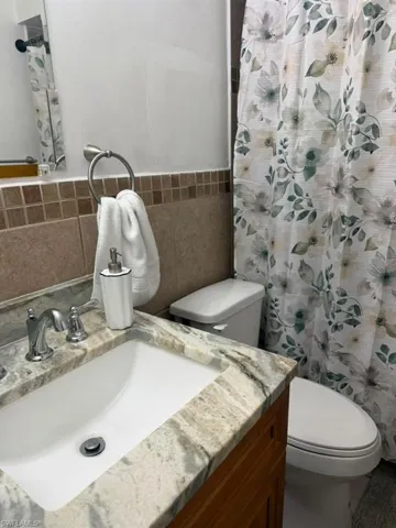 40 Ne 10th Ave, Cape Coral, Florida 33909