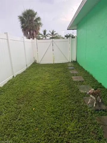 40 Ne 10th Ave, Cape Coral, Florida 33909