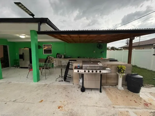 40 Ne 10th Ave, Cape Coral, Florida 33909