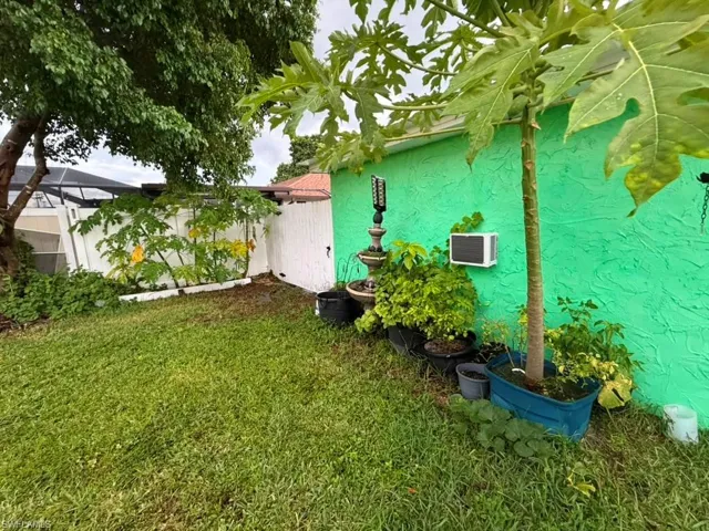 40 Ne 10th Ave, Cape Coral, Florida 33909