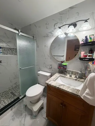 40 Ne 10th Ave, Cape Coral, Florida 33909
