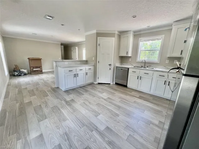 2257  Costello  LN, North Fort Myers, FL 33917