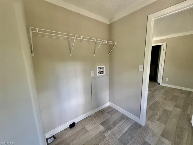 2257  Costello  LN, North Fort Myers, FL 33917
