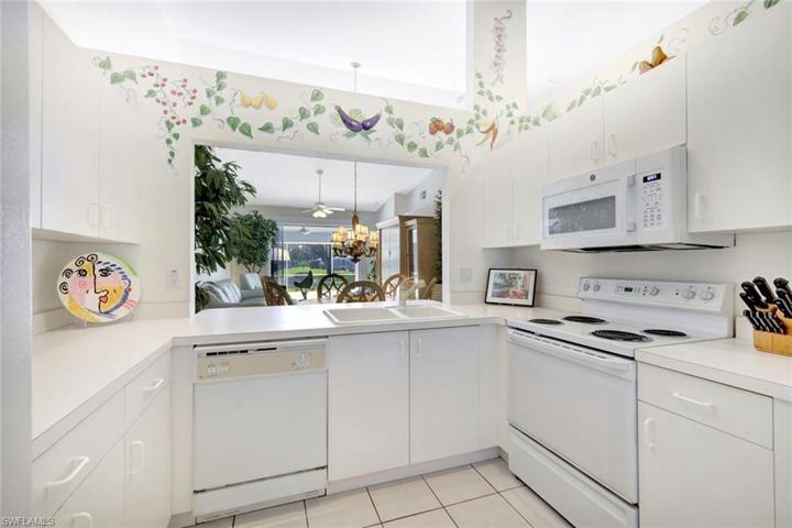 602  Captn Kate  CT, Naples, FL 34110