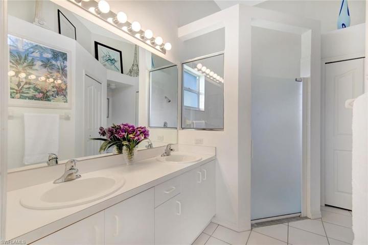 602  Captn Kate  CT, Naples, FL 34110