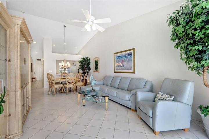 602  Captn Kate  CT, Naples, FL 34110