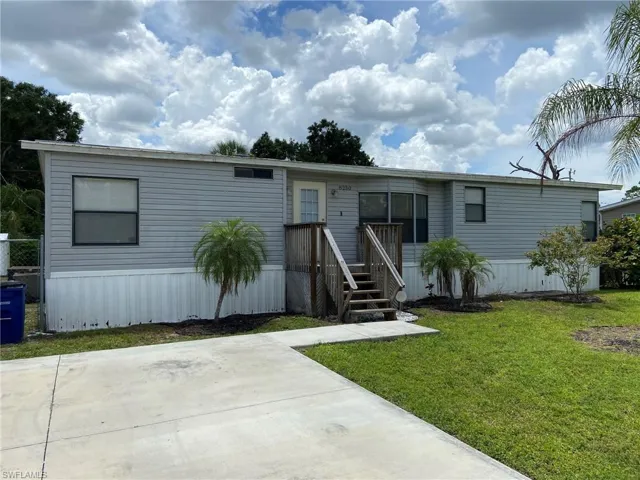 8250  Marx  DR, North Fort Myers, FL 33917