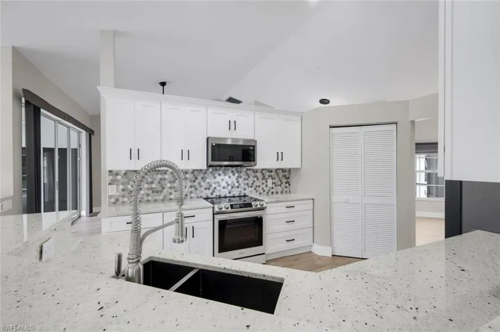 Beautiful Kitchen with  lots of cabinet space.