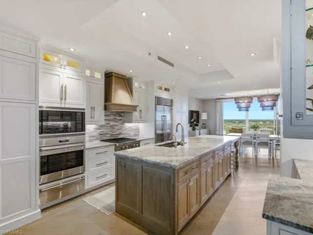4851 Bonita Bay Blvd 902, Bonita Springs, Florida 34134