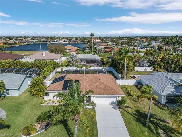 405 SW 47th ST, CAPE CORAL FL 33914