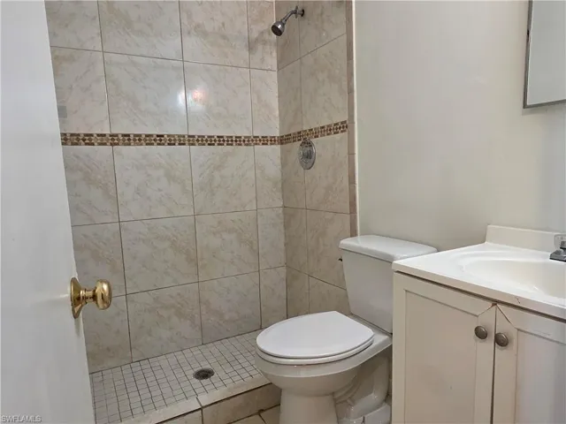 1107 S Loop Blvd, Lehigh Acres, Florida 33936
