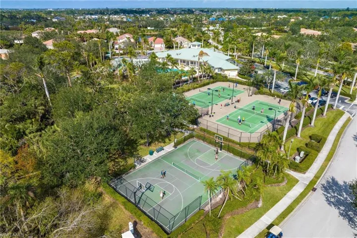 13160  Gray Heron  DR, North Fort Myers, FL 33903