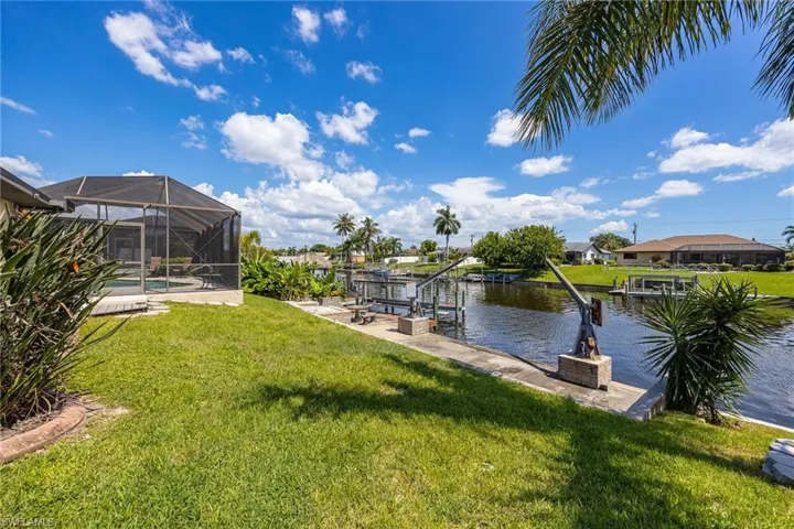 1334 Se 12th Ter, Cape Coral, Florida 33990
