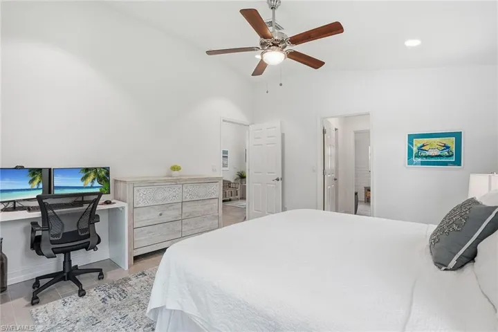 721 Logan Blvd S, Naples, Florida 34119