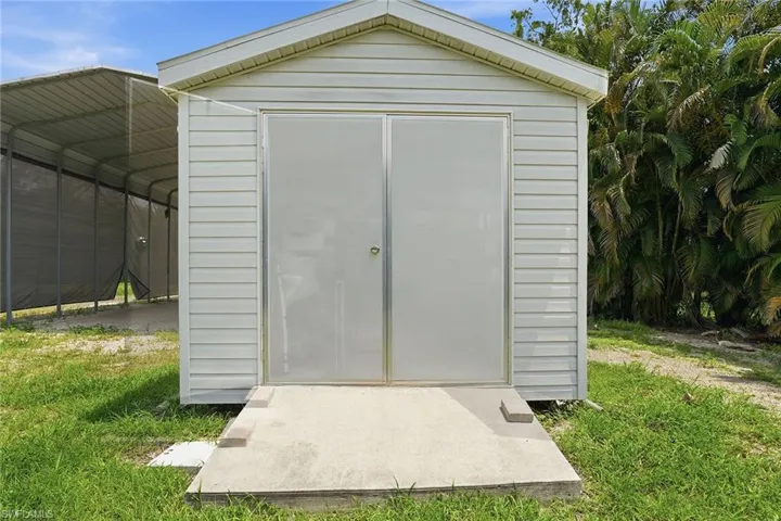 721 Logan Blvd S, Naples, Florida 34119