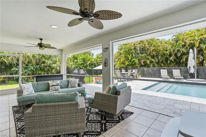 721 Logan Blvd S, Naples, Florida 34119