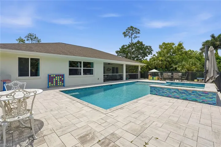 721 Logan Blvd S, Naples, Florida 34119