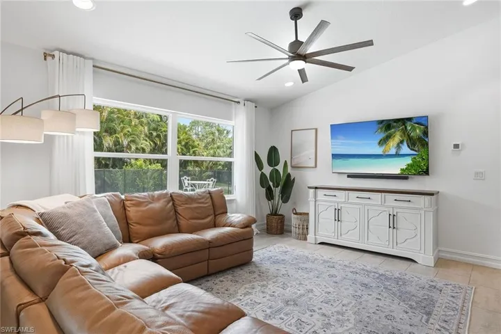 721 Logan Blvd S, Naples, Florida 34119