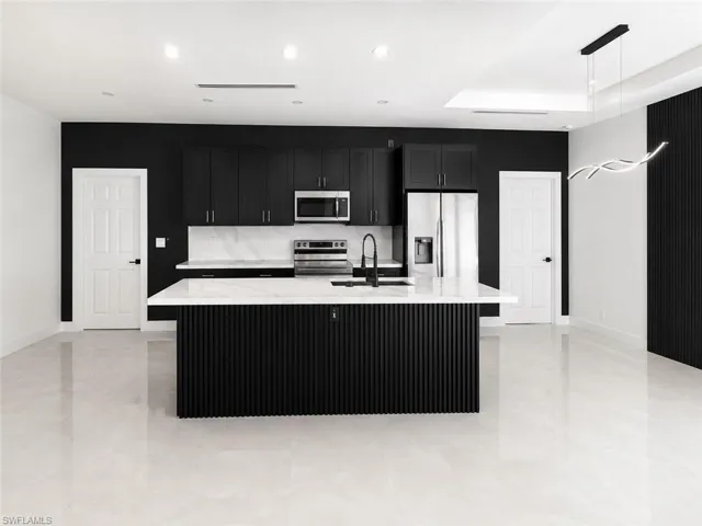 713 Da Vinci Ave S, Lehigh Acres, Florida 33974
