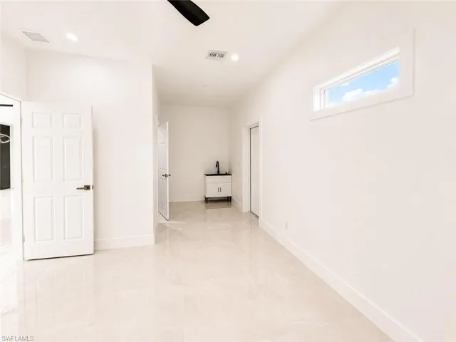 713 Da Vinci Ave S, Lehigh Acres, Florida 33974