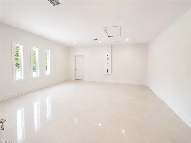 713 Da Vinci Ave S, Lehigh Acres, Florida 33974