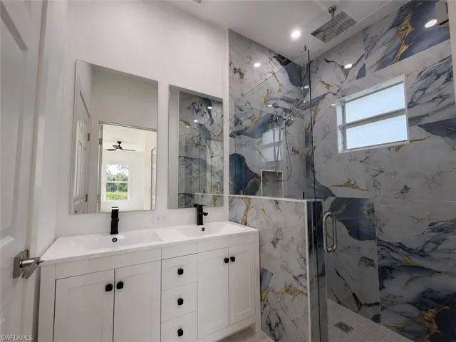 713 Da Vinci Ave S, Lehigh Acres, Florida 33974