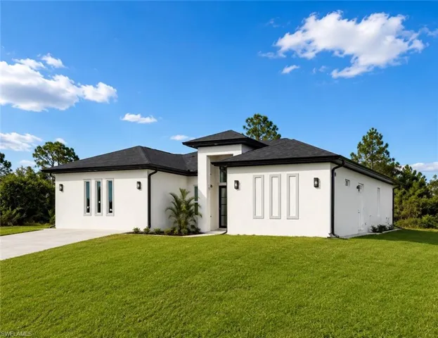 713 Da Vinci Ave S, Lehigh Acres, Florida 33974