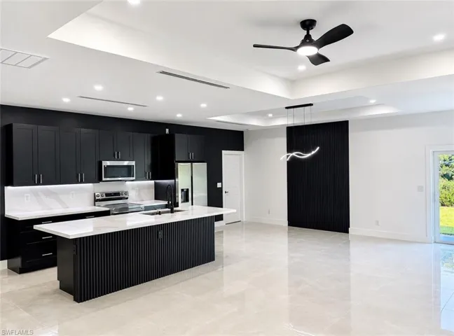 713 Da Vinci Ave S, Lehigh Acres, Florida 33974