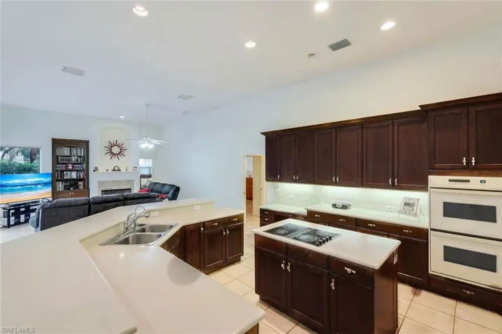 Enjoy the kitchen as is or add some paint and new countertops for a state of the art look!