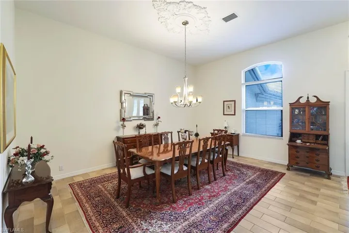 Dining room.