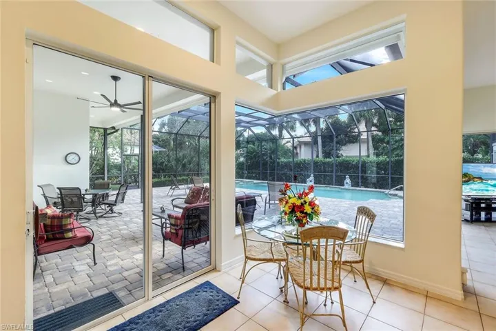 Indoor/outdoor living at its finest!