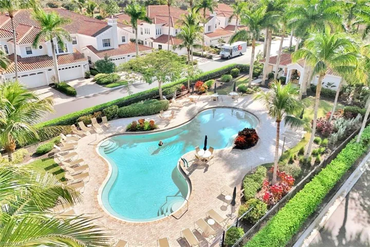 9002 Cascada Way 102, Naples, Florida 34114