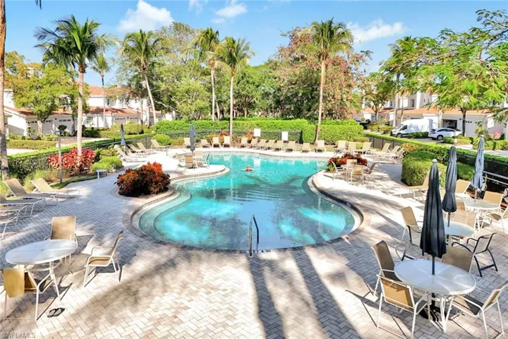 9002 Cascada Way 102, Naples, Florida 34114