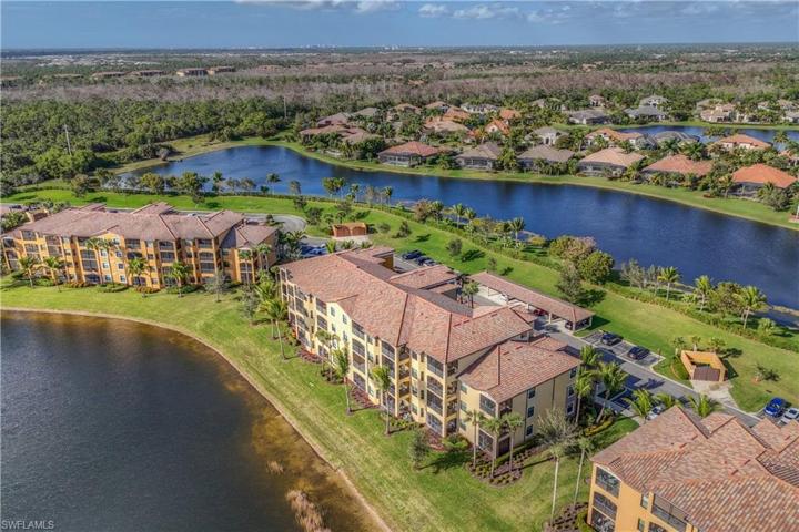 9727  Acqua  CT, NAPLES, FL 34113