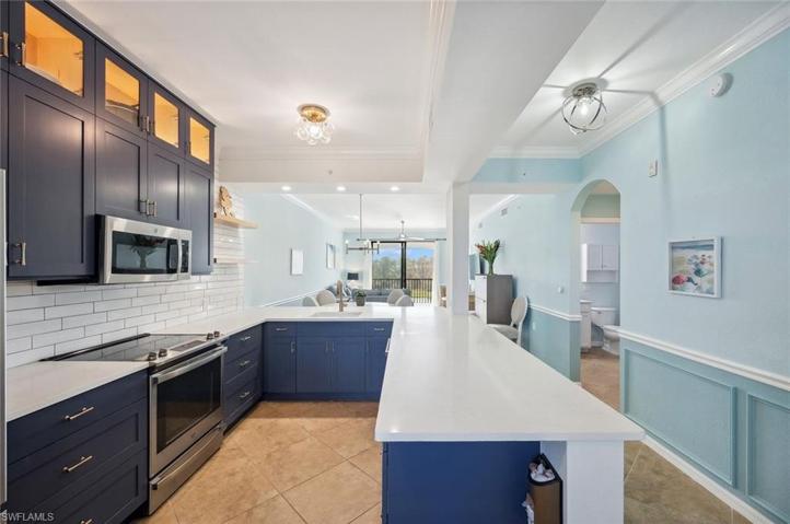 9727  Acqua  CT, NAPLES, FL 34113