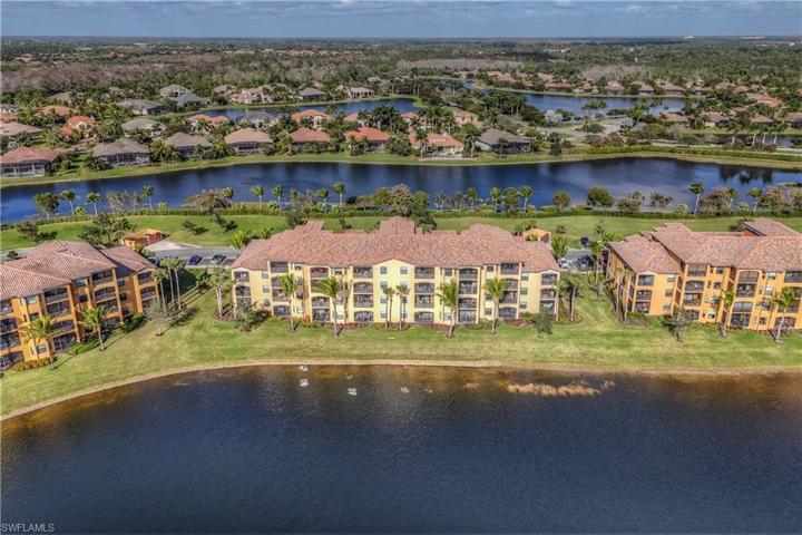 9727  Acqua  CT, NAPLES, FL 34113